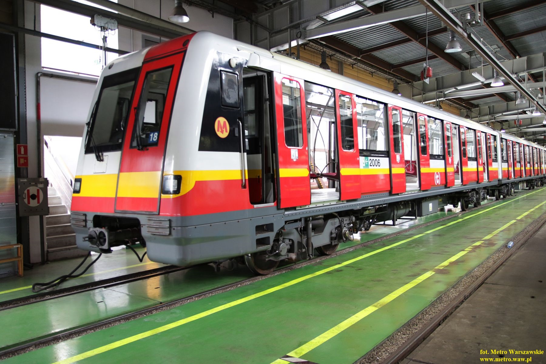 WARSZAWA Alstom Metropolis 98B Historia Transportu Publicznego