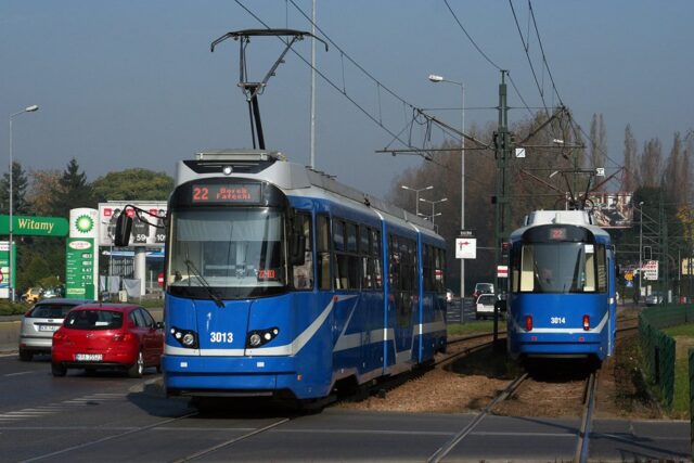 EU8N #3013| EU8N #3014| Miejskie Przedsiębiorstwo Komunikacyjne S.A. w Krakowie| Data: 2010| Miejsce: Kraków, ul. Kapelanka| Autor: Michał Wojtaszek