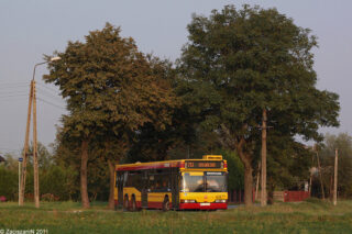 Neoplan N4020td #6977| Miejskie Zakłady Autobusowe sp. z o.o. w Warszawie| Data: 21 września 2011| Miejsce: Koprki, ul. Macieja Rataja| Autor: Iwo Kwiatkowski|