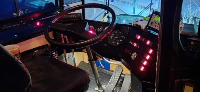 Symulator autobusu Ikarus | "Browarus 1.0" | Data: 30.01.2022 | Mieszkanie autora w Bielsku-Białej | Autor: Kamil Wajda