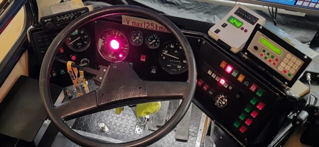 Symulator autobusu Ikarus | "Browarus 2.0" | Data: 05.12.2023 | Mieszkanie autora w Bielsku-Białej | Autor: Kamil Wajda