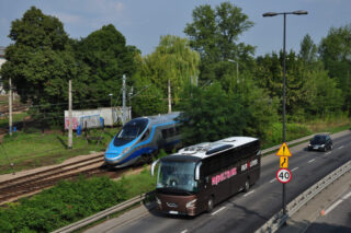 VDL Futura FHD2-129/365 #WI 697FT| Mądeltrans Jerzy Mądel- Pogórska Wola| Data: 27 sierpnia 2017| Miejsce: Kraków, ul. Miłosza| Autor: Jacek Sobota|