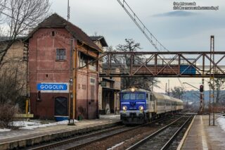 HCP 303E EU07-433| PKP Intercity S. A.| Data: 9 stycznia 2011| Miejsce: Gogolin| Autor: Marek Pawlukowicz