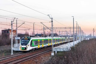 Newag Impuls 45WE-012+45WE-???| Koleje Mazowieckie Sp. z o. o.| Data: 16 lutego 2024| Miejsce: Radom Stara Wola| Autor: Kacper Gołębiowski