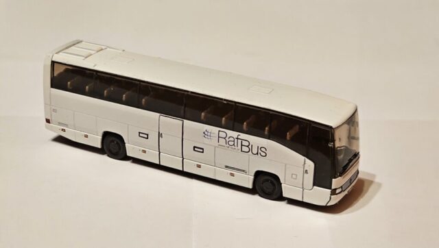 Model autokaru Mercedes-Benz O404| Firma Przewozowa "Raf-Bus"| Autor: Leszek Hofman|