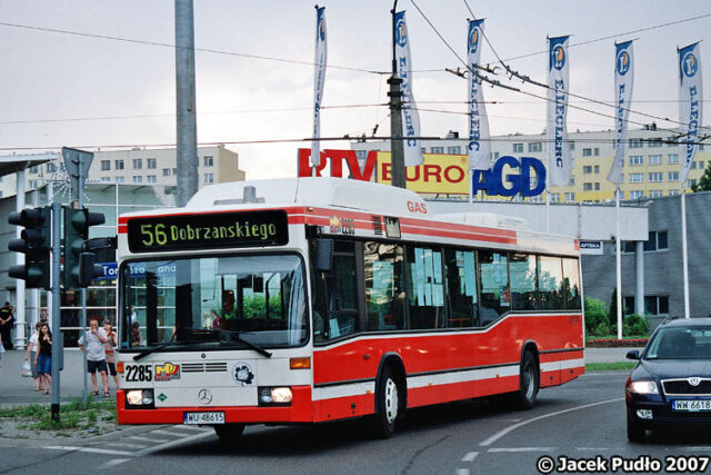 Mercedes O405N2 CNG #2285| Miejskie Przedsiębiorstwo Komunikacyjne - Lublin - sp. z o.o. - Lublin| Lublin, Rondo Nauczycieli Tajnego Nauczania| fot. Jacek Pudło