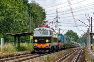 Pafawag 201E ET22-676| PKP Cargo S.A.| Data: 13 lipca 2019| Miejsce: Skawina Zachodnia| Autor: Marek Pawlukowicz