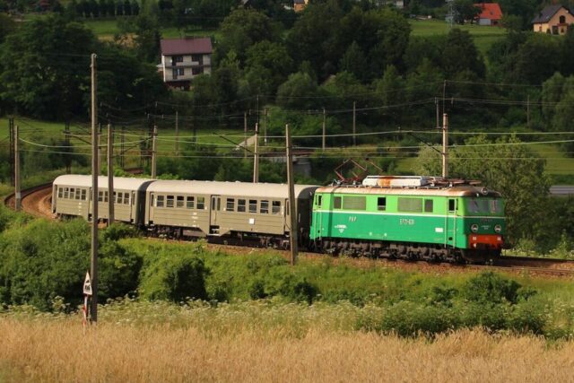 Pafawag 3E/1 ET21-631| PKP Cargo S.A.| Data: 26 lipca 2015| Miejsce: Grybów| Autor: Krzysztof D.| Źródło: www.commons.wikimedia.org