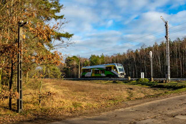 Pesa Bydgoszcz SA135-022| Koleje Mazowieckie Sp. z o. o.| Data: 13 grudnia 2017| Miejsce: Strzelce Kujawskie| Autor: Marek Pawlukowicz