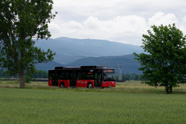 Yutong E12LF #865| Miejski Zakład Komunikacyjny Sp. z o. o. w Jeleniej Górze| Data: 15 czerwca 2024| Miejsce: Jelenia Góra (Cieplice), ul. Lubańska| Autor: Krzysztof Soboń