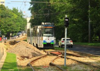 105Ng/2015 541+542 | Tramwaje Szczecińskie sp. z o.o. | Data: 10 sierpnia 2025 | Miejsce: Szczecin, ul. Matejki | Autor zdjęcia: Paweł Pieńkowski |