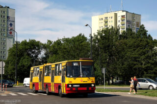 Ikarus 280.70E #5772| Miejskie Zakłady Autobusowe sp. z o.o. w Warszawie| Data: 10 lipca 2012 r.| Miejsce: Warszawa, pętla "Metro Wilanowska"| Autor: Leszek Peczyński|