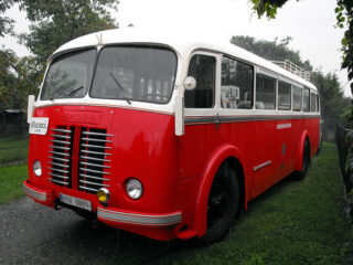 Škoda 706 RO #206| Dopravní podnik hlavního města Prahy, a.s.| Data: 13 sierpnia 2011 r.| Miejsce: ok. Nymburka| Autor: Paweł Zadrożny|
