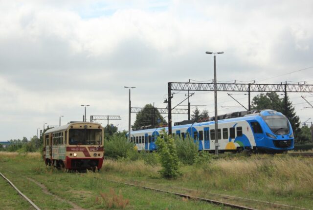 MBxd2-307 & EN63A-038 | Towarzystwo Koszalińskiej Kolei Wąskotorowej, UMWZ (Polregio) | Data: 14.07.2018 | Miejsce: stacja Koszalin Wąskotorowy | Autor zdjęcia: Paweł Pieńkowski |