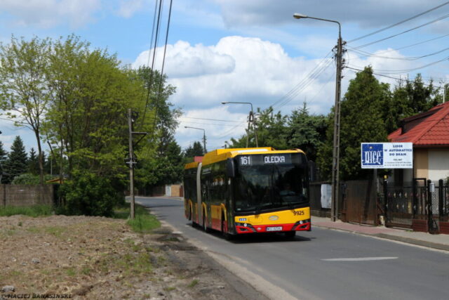 Solaris U18 IV CNG #9925| Data: 27.05.2021| Arriva Bus Transport sp. z o.o. w Toruniu| Warszawa, ul. Zasadowa| Autor: Maciej Banasiński|