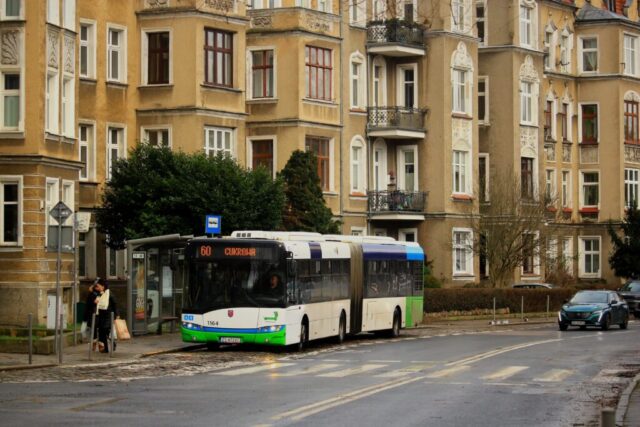 Solaris Urbino 18 1164 | SPA Klonowica sp. z o.o. | Data: 2 stycznia 2026 | Miejsce: Szczecin, ul. Słowackiego | Autor zdjęcia: Paweł Pieńkowski |
