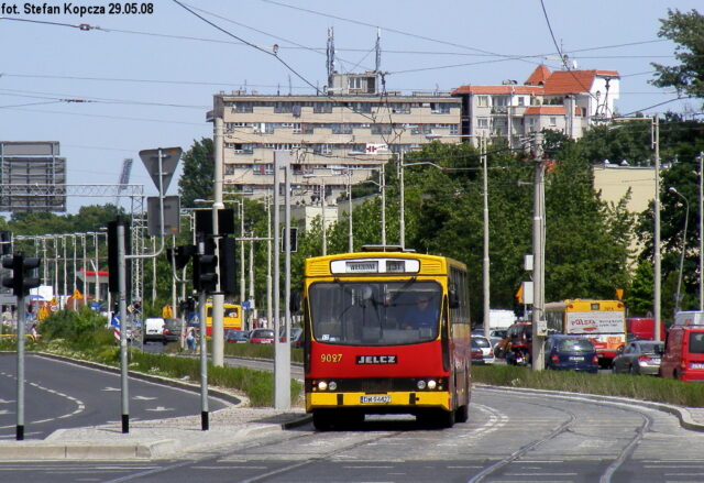 Jelcz 120MM/1 #9027| Miejskie Przedsiębiorstwo Komunikacyjne Sp. z o. o. - Wrocław| Data: 29 maja 2008| Miejsce: Wrocław, Plac Grunwaldzki| Autor: Stefan Kopcza