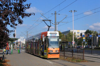 Protram205WrAs #2701| Miejskie Przedsiębiorstwo Komunikacyjne sp. z o. o. – Wrocław| Data: 14 października 2007| Miejsce: Wrocław, ul. Powstańców Śląskich| Autor: Leszek Peczyński