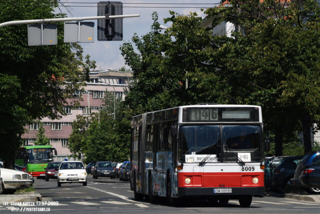 Volvo B10MA #8009| Miejskie Przedsiębiorstwo Komunikacyjne Sp. z o. o. - Wrocław| Data: 13 lipca 2009| Miejsce: Wrocław, Plac Grunwaldzki| Autor: Stefan Kopcza