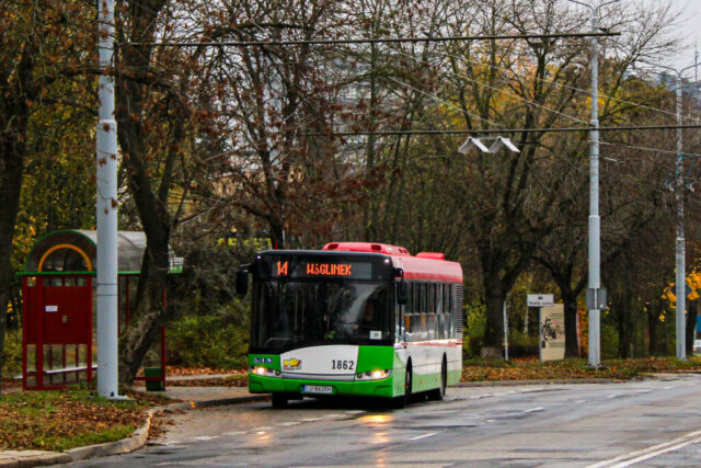 Solaris Urbino 12 III #1862| Właściciel: Biuro Podróży Motyl - Artur Motyl| Data: ??| Miejsce: Lublin, ul. Tomasza Zana| Autor: Adrian Wasilewski|
