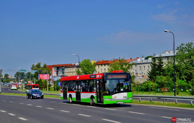 Solaris Urbino 12 III #2296| Właściciel: Miejskie Przedsiębiorstwo Komunikacyjne - Lublin, sp. z o.o.| Data: 10 sierpnia 2018 r.| Miejsce: Lublin, ul. Lubelskiego Lipca'80| Autor: Aleksander Koch|