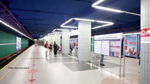 Peron stacji metra "Świętokrzyska" dla linii M1| Źródło: www.metro.waw.pl|