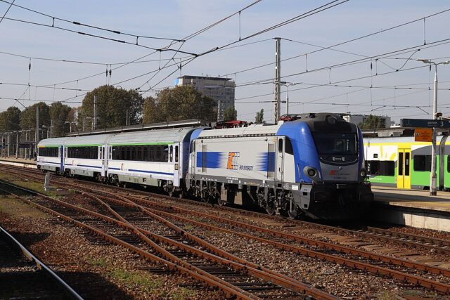 Newag Griffin E4DCUd EU160-004| PKP Intercity S.A.| Data: 4 października 2021| Miejsce: Warszawa Wschodnia| Autor: Andrzej Otrębski| Źródło: www.commons.wikimedia.org