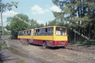 Ikarus 280.26 #2949| Miejskie Zakłady Autobusowe sp. z o.o. w Warszawie| Data: 8 sierpnia 2002 r.| Miejsce: Warszawa, ul. Antoniewska| Autor: Oskar Burda|