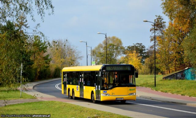 Solaris Urbino 15 II #31| Przedsiębiorstwo Komunikacji Miejskiej sp. z o.o. w Gliwicach| Data: 27 października 2016 r.| Miejsce: Gliwice, ul. Perseusza| Autor: Paweł Kowalski| Źródło: www.phototrans.pl|