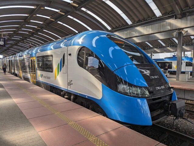 Pesa Elf 27WEb-005| Koleje Śląskie Sp. z o .o.| Data: 5 czerwca 2024| Miejsce: Katowice| Autor: rail fox| Źródło: www.commons.wikimedia.org
