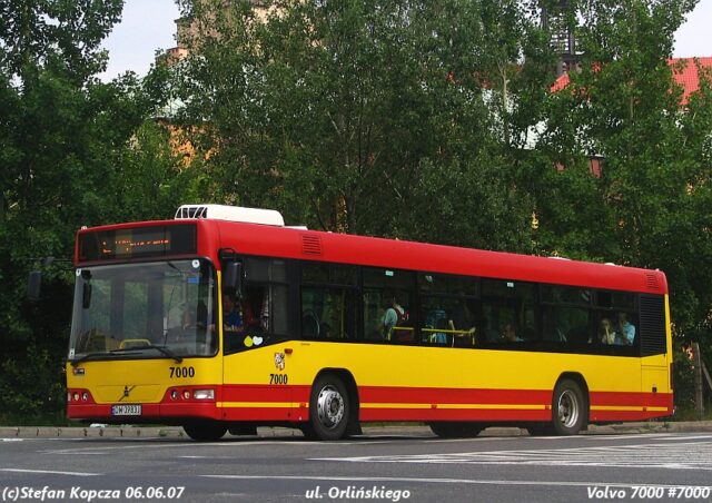 Volvo 7000 #7000| Miejskie Przedsiębiorstwo Komunikacyjne Sp. z o. o. - Wrocław| Data: 6 czerwca 2007| Miejsce: Wrocław, ul. Orlińskiego| Autor: Stefan Kopcza