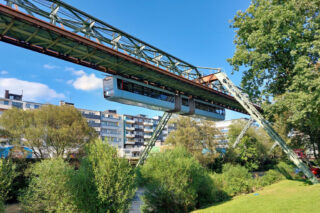 Vossloh WSW GTW Generation 15 #06| WSW Wuppertaler Stadtwerke GmbH| Data: 10 sierpnia 2023 r.| Miejsce: Wuppertal, odc. Oberbarmen - Wupperfeld| Autor zdjęcia: Mariusz Józefowicz| Źródło: www.phototrans.pl|