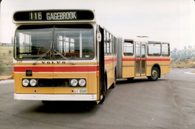 Volgren (Volvo B10A) #737| Data: nieznana| Miejsce: Tasmania, Australia| Autor: MTT Archives|