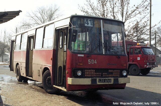 Ikarus 260.04 #504 | Miejski Zakład Komunikacyjny sp. z o.o. w Pabianicach | Data: luty 1996 r. | Miejsce: Łódź, ul. Pabianicka | Autor: Wojciech Dębski | Źródło: www.gtlodz.eu |