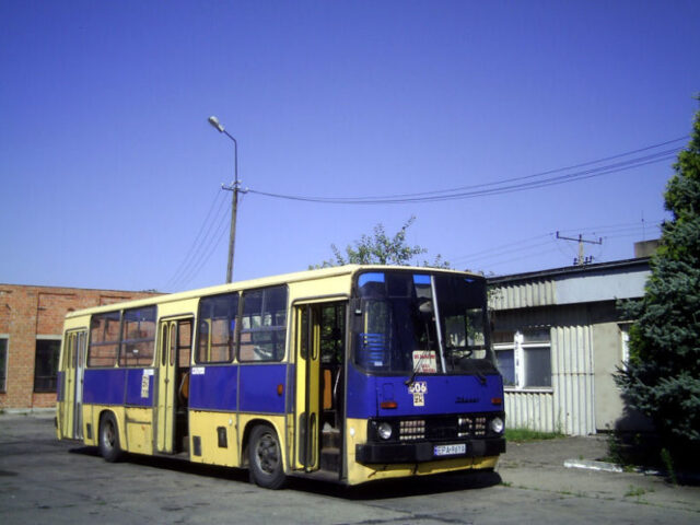 Ikarus 260.04 #506 | Miejski Zakład Komunikacyjny sp. z o.o. w Pabianicach | Data: 30 lipca 2008 r. | Miejsce: Pabianice, zajezdnia MZK | Autor: Sebastian Komorowski | Źródło: www.gtlodz.eu |