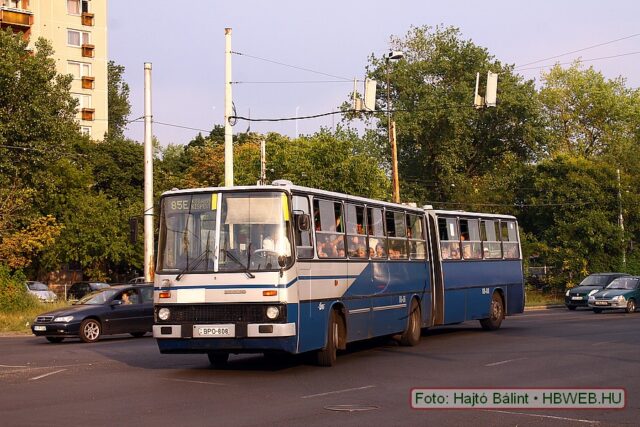 Ikarus 280.49 #BPO-808 | Budapesti Közlekedési Zrt. | Data: nieznana | Miejsce: Budapeszt, trasa linii 85E | Autor: Hajtó Bálint | Źródło: galeria strony www.hbweb.hu |